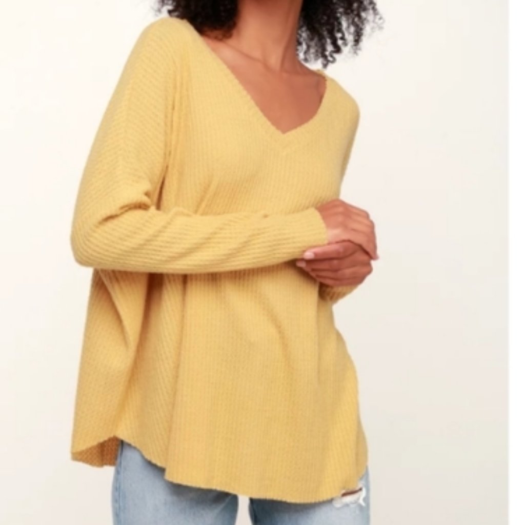 Lulus Basic Yellow Waffleknit Swing Top Euc